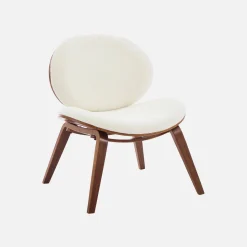 Sillón de madera curvada y borreguito
