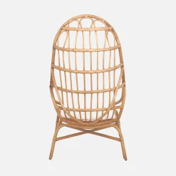 Sillón de ratán en forma de huevo con cojín