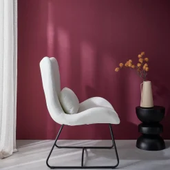 Sillón de tela con cojín
