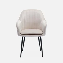 Sillón de terciopelo con patas de metal