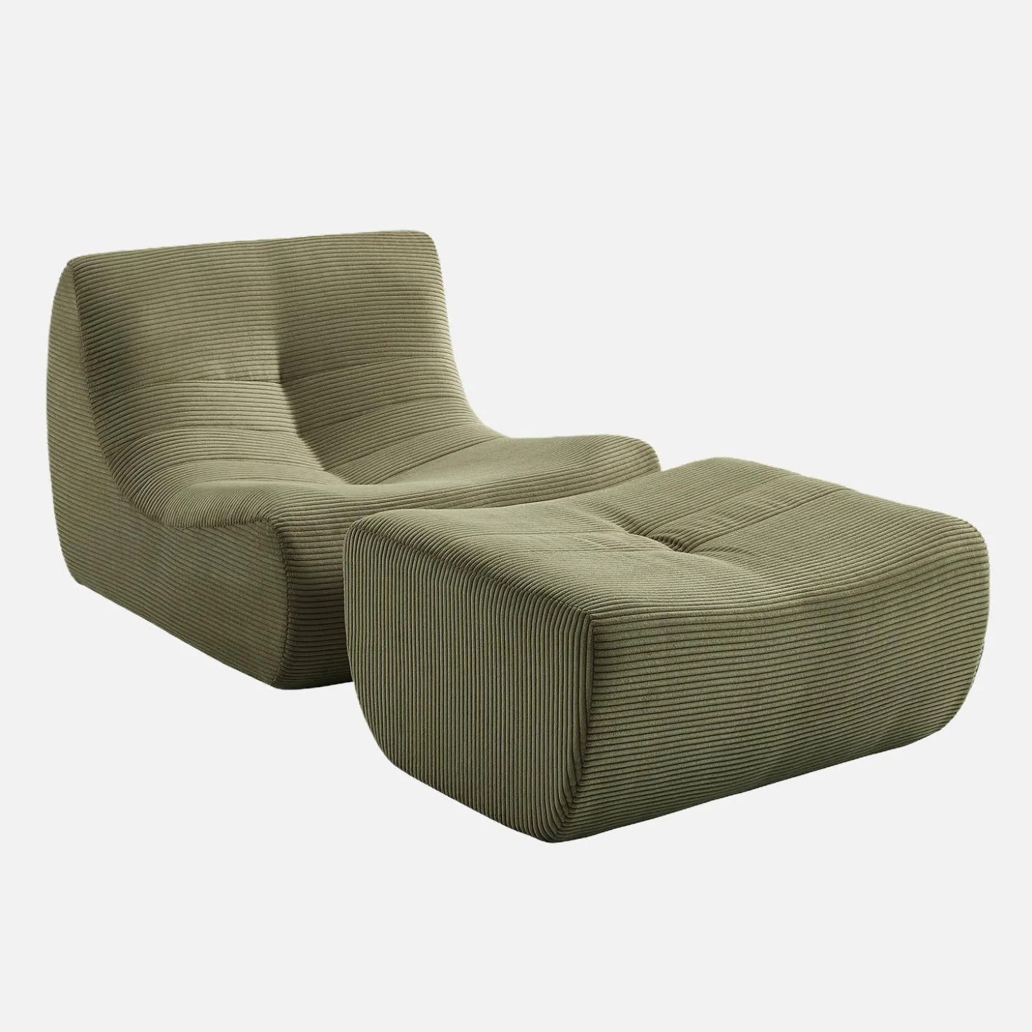 Sillón de terciopelo de pana fina con reposapiés