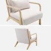 Sillón escandinavo de madera y tela borreguito