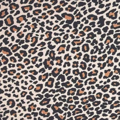 Sillón escandinavo de madera de hevea y estampado de leopardo