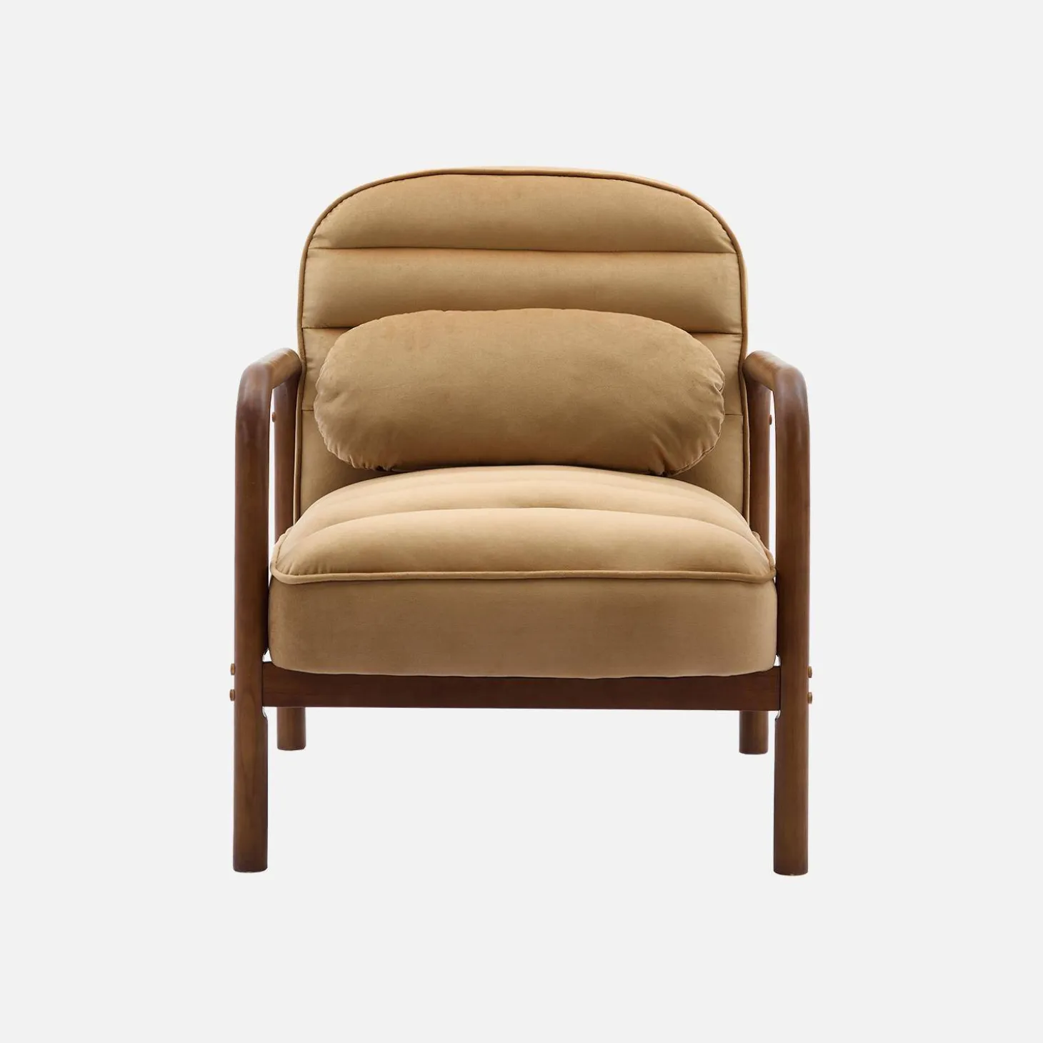 Sillón escandinavo de madera de hevea teñida de nogal y tela de terciopelo