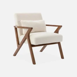 Sillón escandinavo de madera de hevea y borreguito