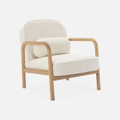 Sillón escandinavo de madera de hevea y borreguito