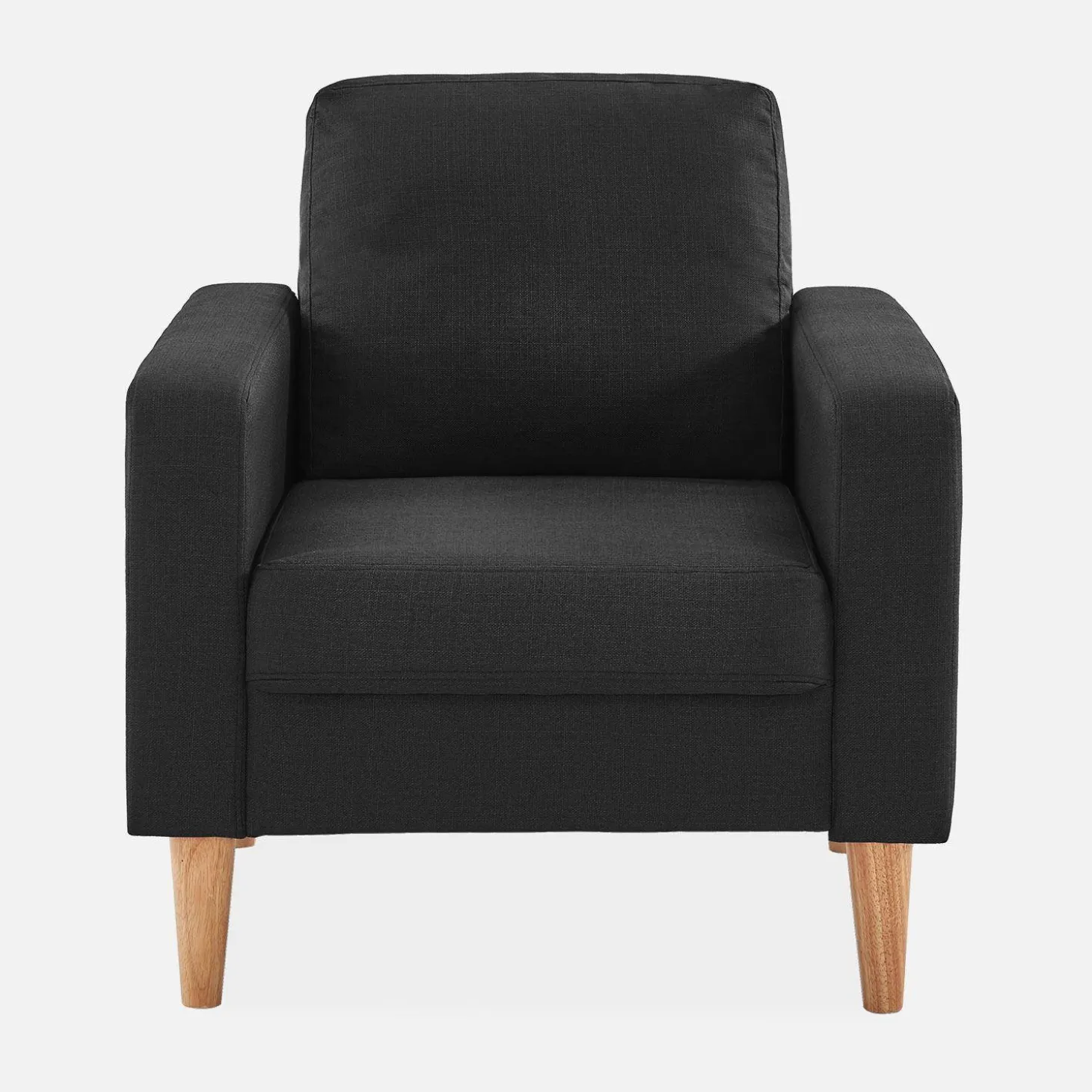 Sillón estilo escandinavo con patas de madera