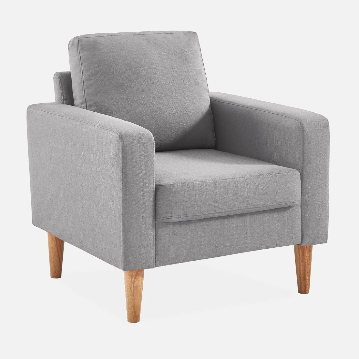 Sillón estilo escandinavo con patas de madera