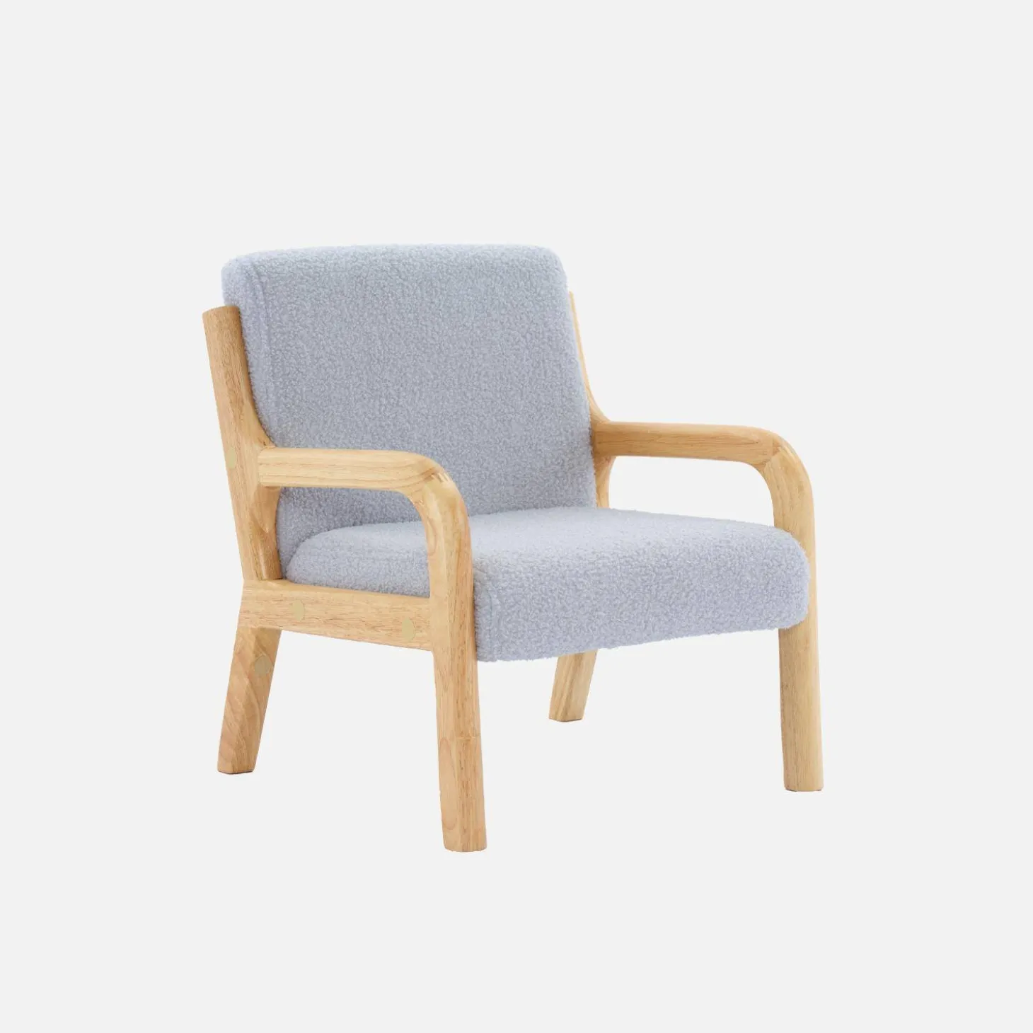 Sillón infantil escandinavo de madera y tela borreguito