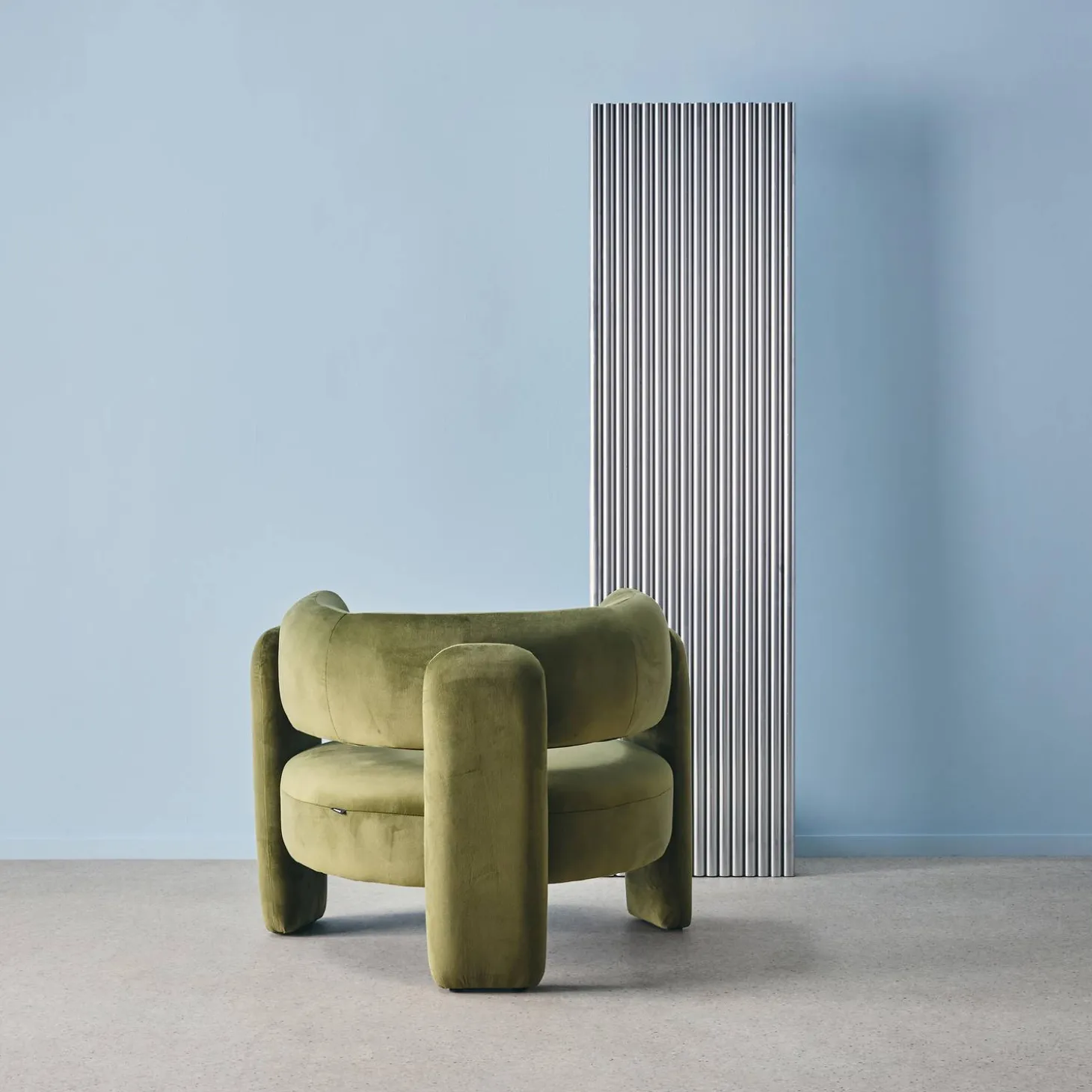 Sillón trípode en terciopelo