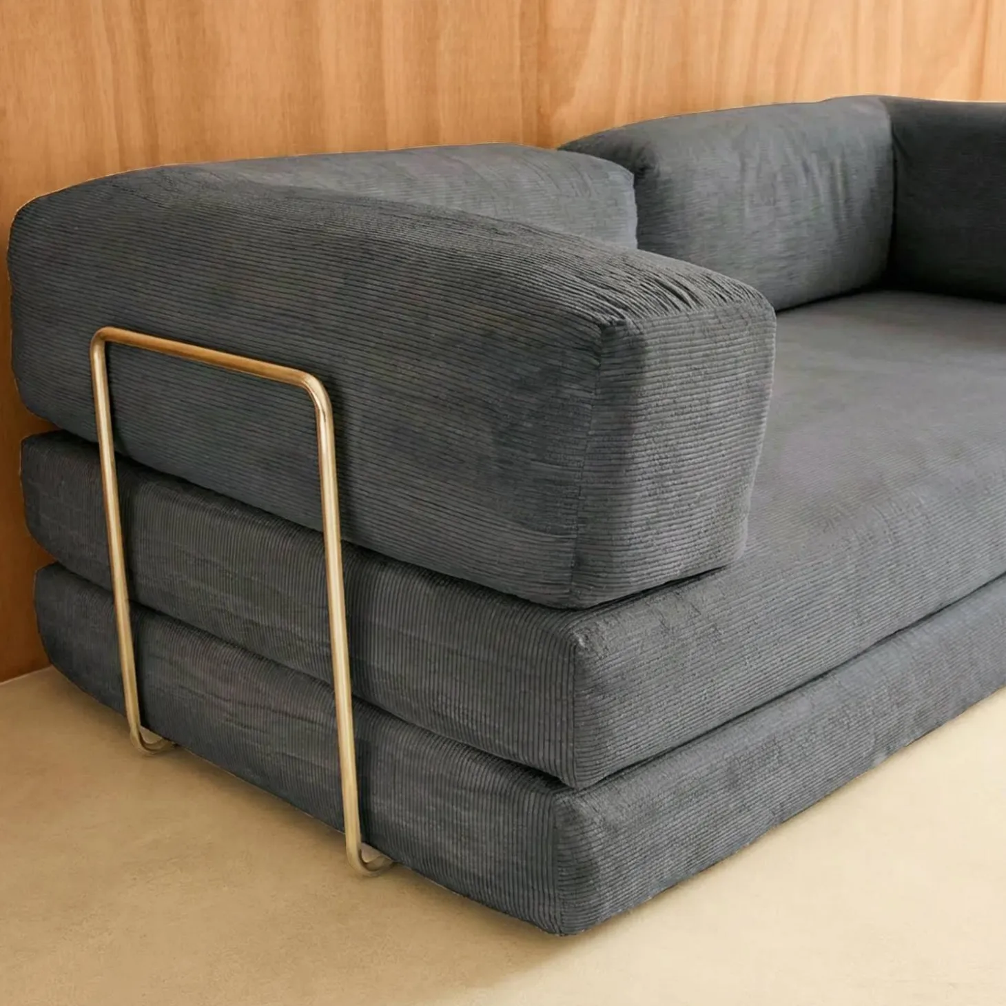 Sofá cama con futón plegable en pana y estructura cromada, 3 plazas