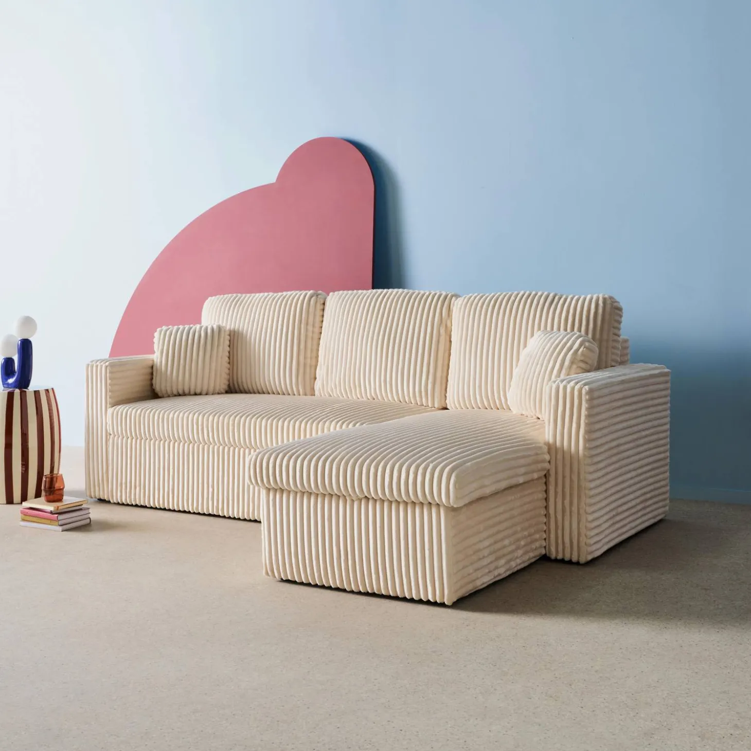 Sofá cama esquinero de pelo sintético con textura acanalada de 3 plazas