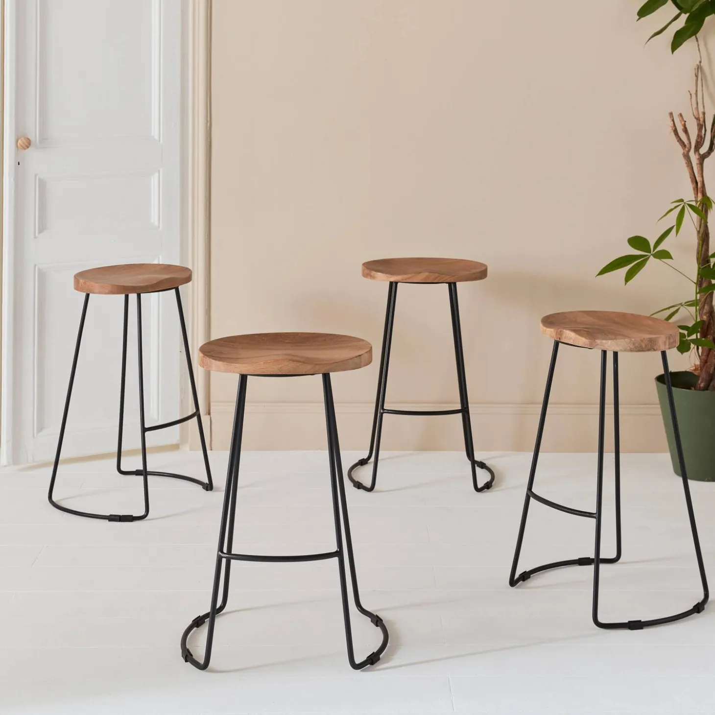 Taburete de bar de madera de mango y acero, 65cm, set de 4