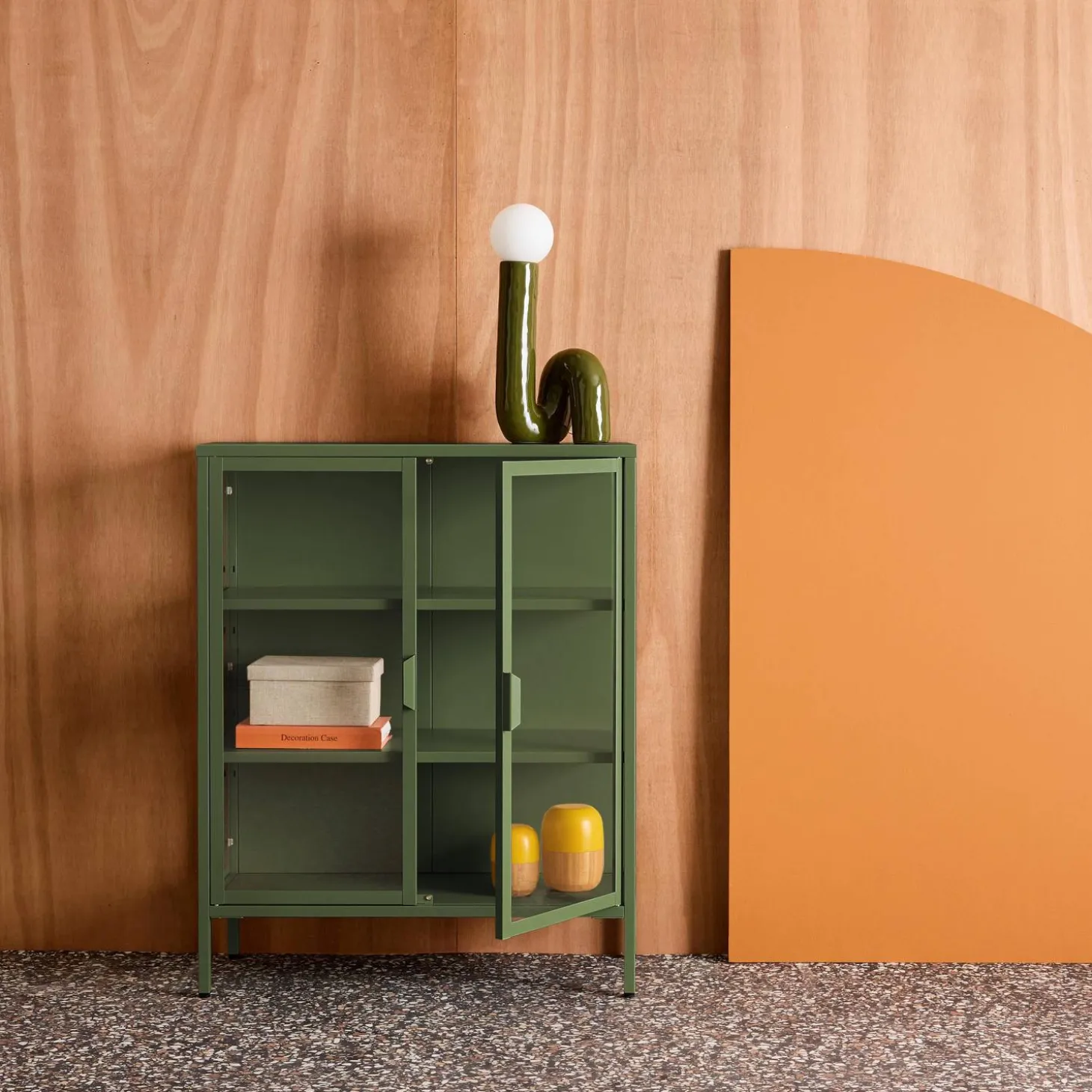 Vitrina de acero y vidrio templado de 2 puertas, 80cm