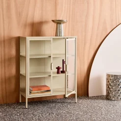 Vitrina de acero y vidrio templado de 2 puertas, 80cm